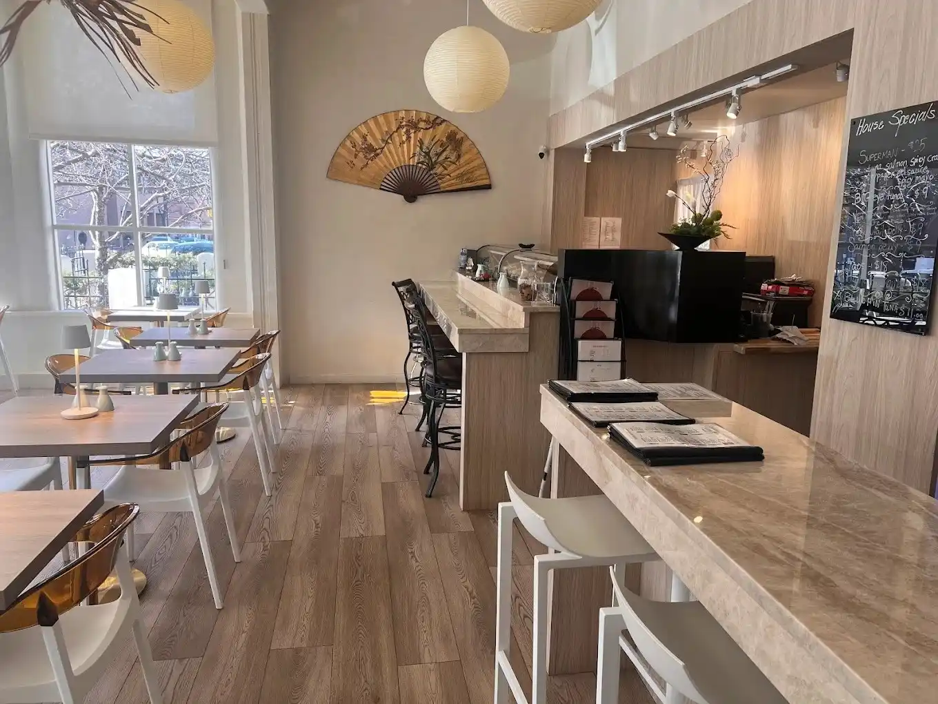 Dining Image